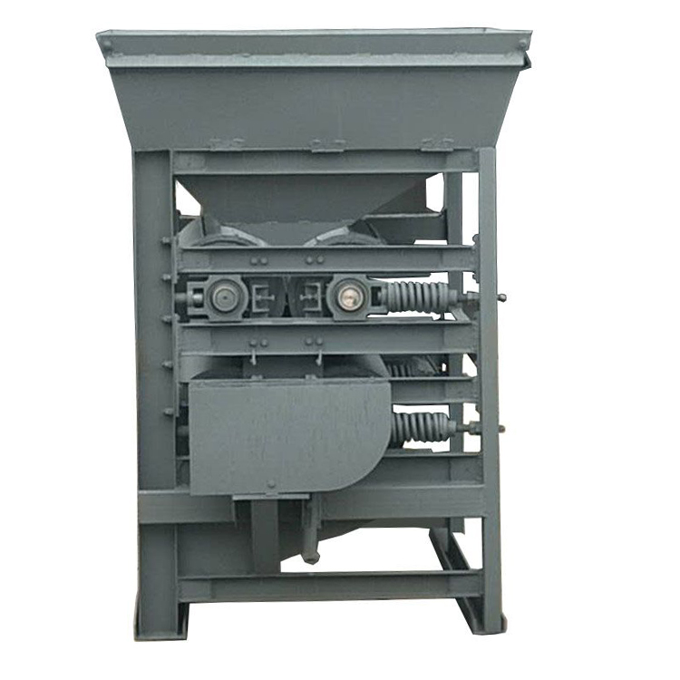 廢品易拉罐減量化處理方式-壓扁