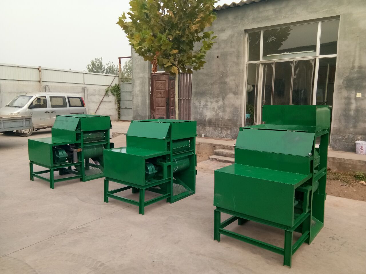 小型易拉罐壓扁機(jī)成功調(diào)試