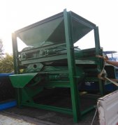 廢品回收行業(yè)需要的設(shè)備，鐵鋁盒壓扁機(jī)