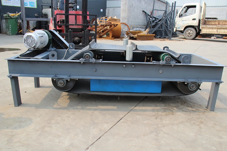 適應(yīng)多種惡劣環(huán)境的自卸式除鐵器