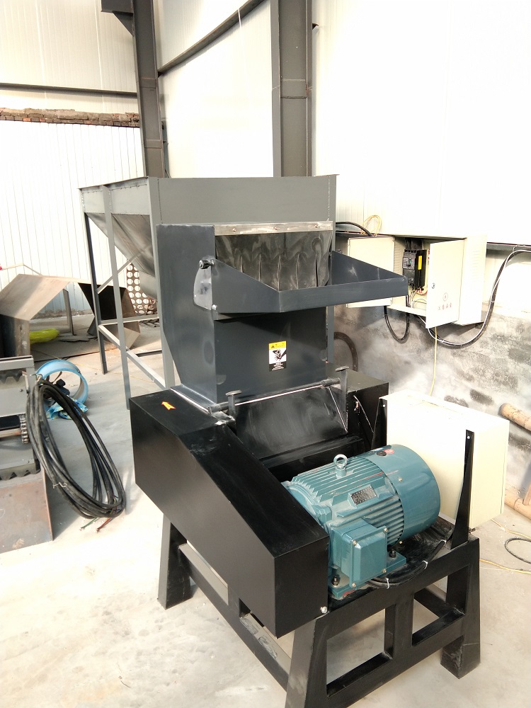 塑料回收粉碎設(shè)備 塑料粉碎機(jī)