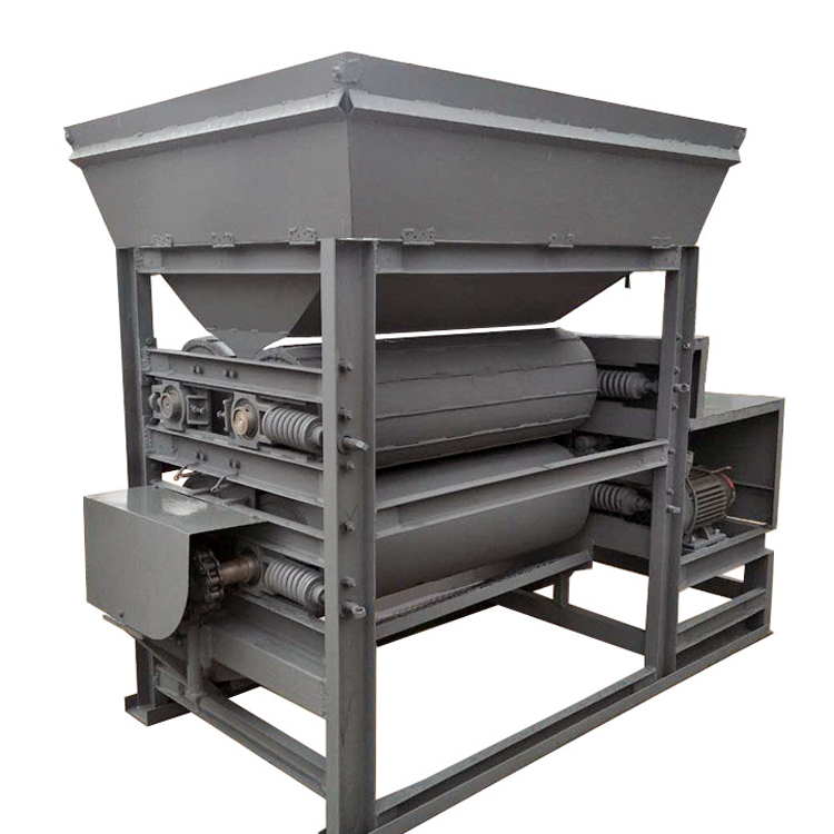 易拉罐的壓扁 易拉罐壓扁機(jī)