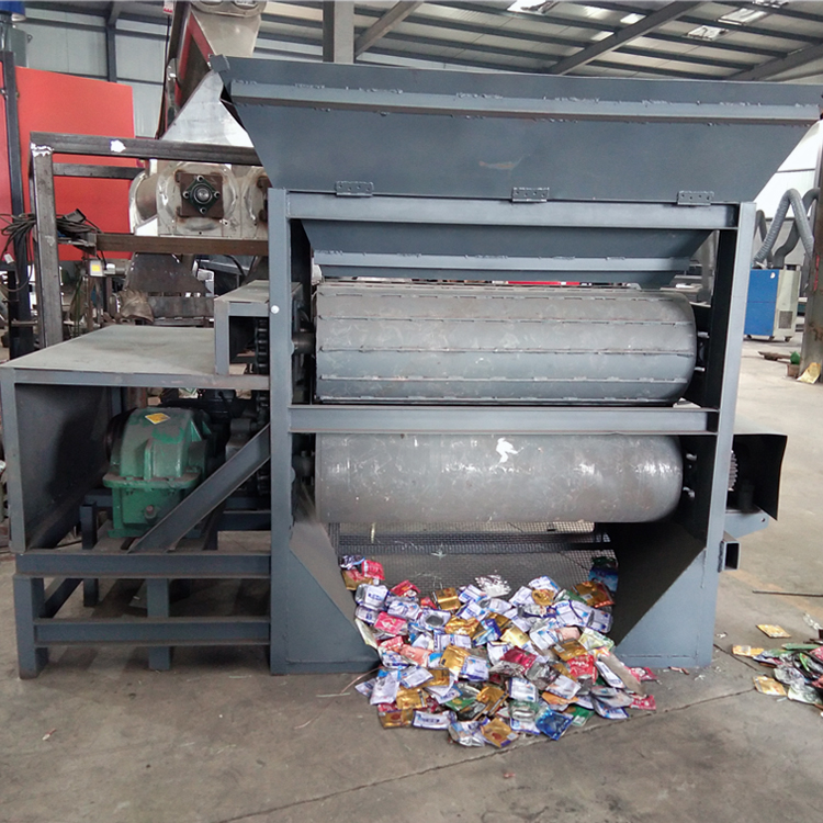 鐵鋁易拉罐壓扁設(shè)備 易拉罐壓扁機(jī)