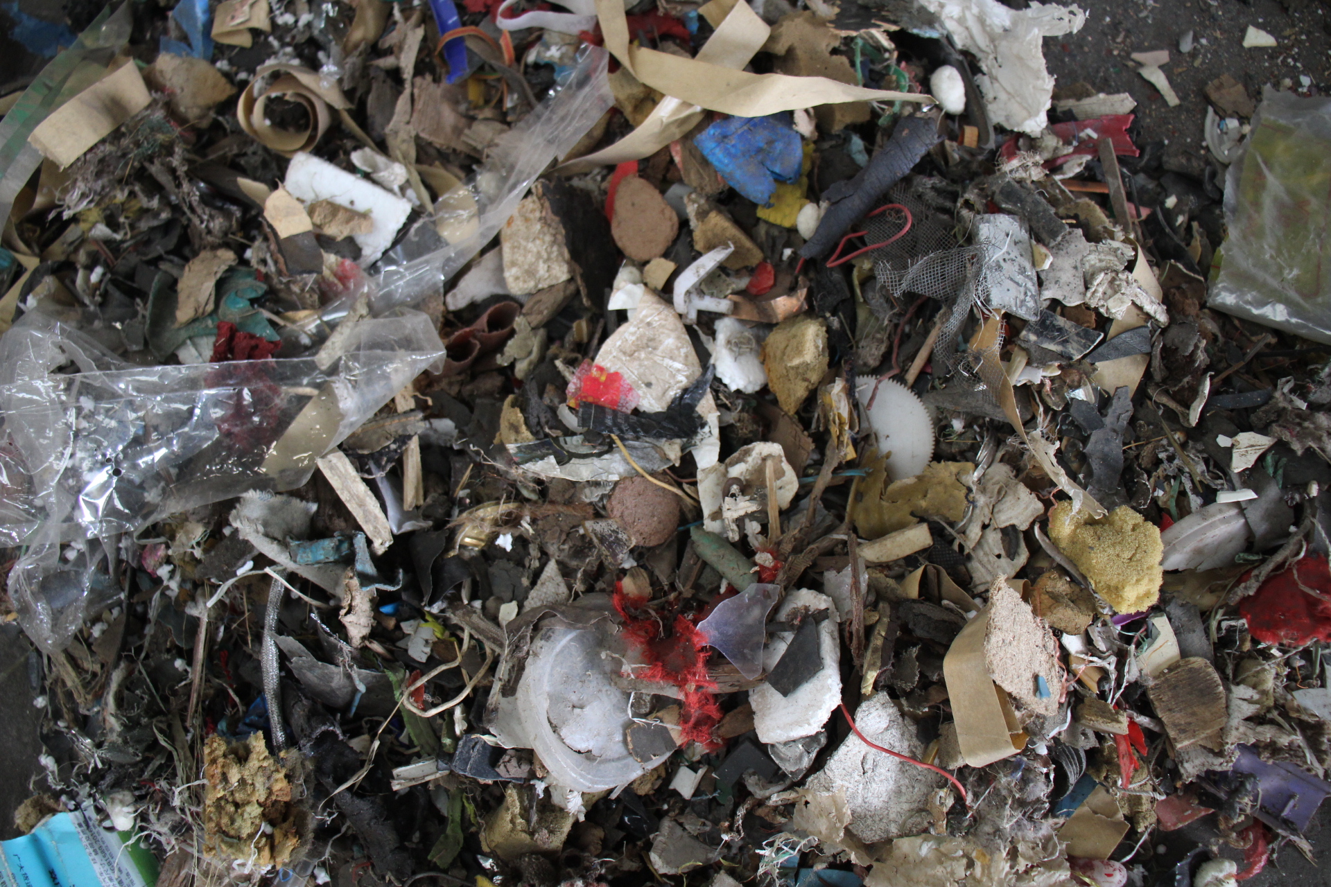 風(fēng)選機分選后輕飄料