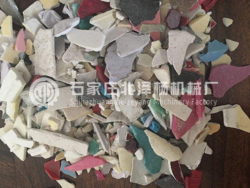 廢棄塑料待分選