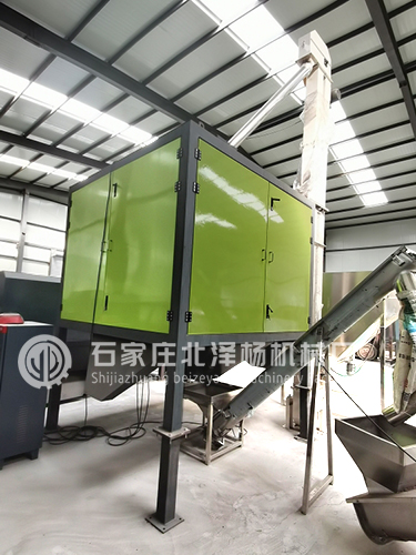 硅膠分選設(shè)備實拍