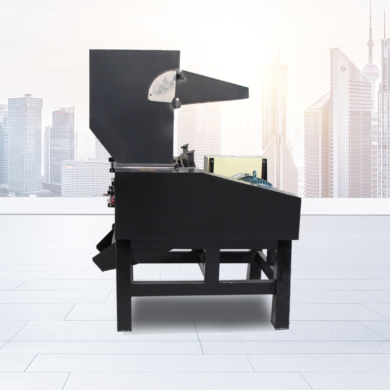 塑料粉碎機(jī) 加工塑料設(shè)備